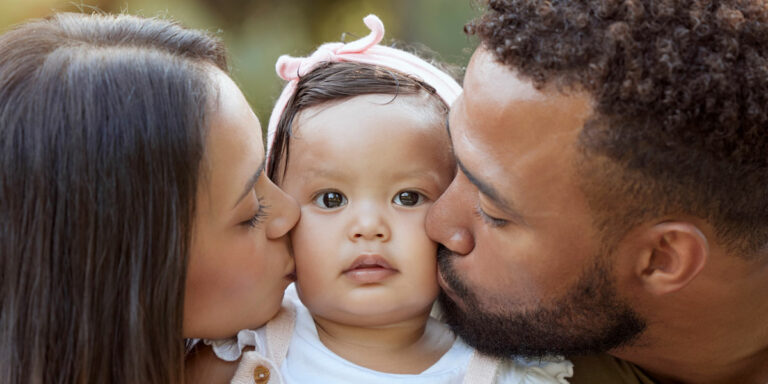Child Maintenance - your rights and obligations as a parent in South Africa - couple with young child.